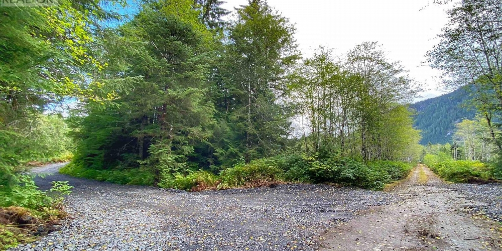 DL 972 16 HIGHWAY Port Edward Photo 27 DL 972 16 HIGHWAY Port Edward Photo 27